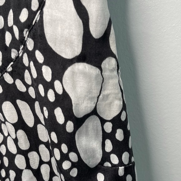 Spiegel Size 18 100% Silk Black and White Top - Picture 4 of 7